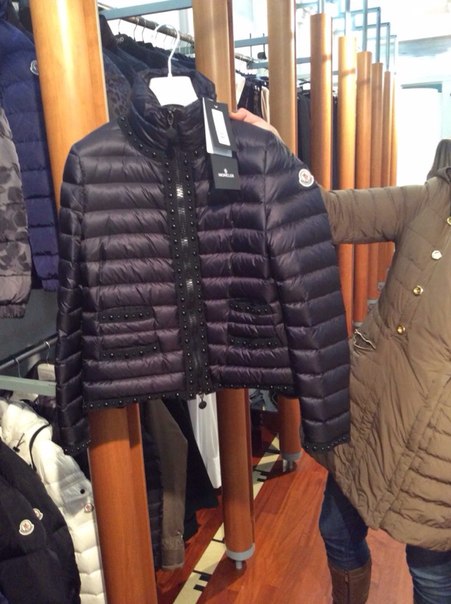 Moncler со скидками на заказ!Женское))