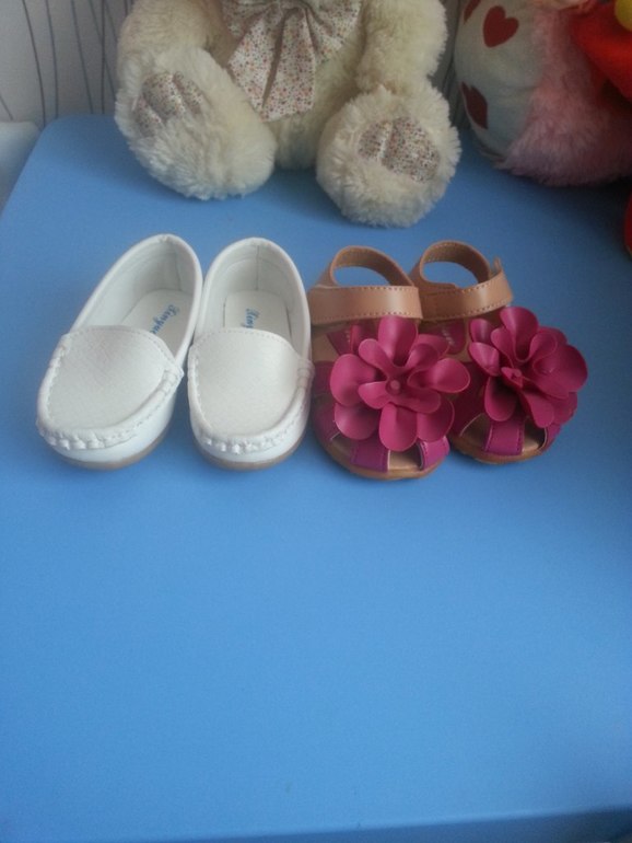 обувь на девочку 21р-р.НОВАЯ! Отправлю почтой