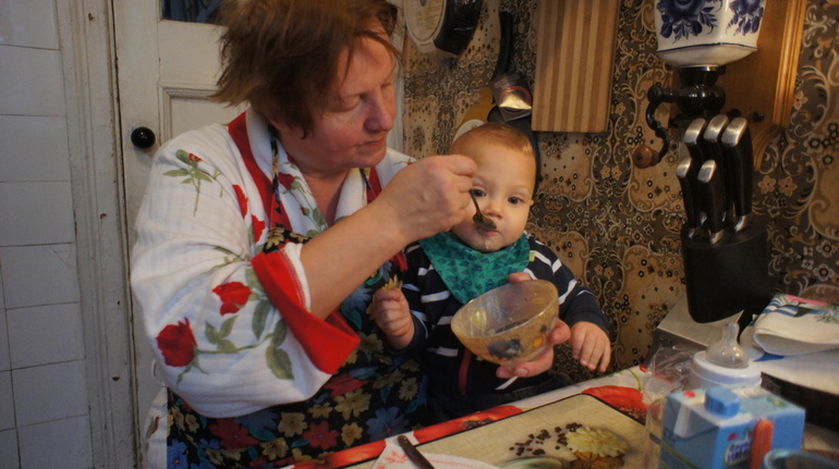 ребенок 3 дня отказывается от нормальной еды