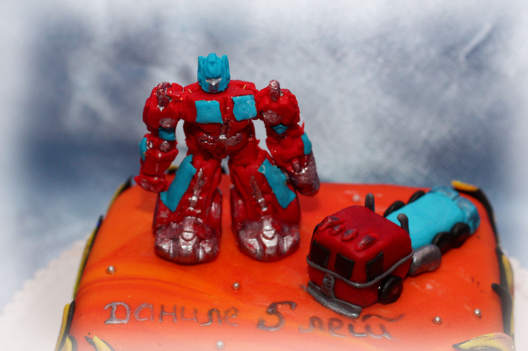 торт Трансформер