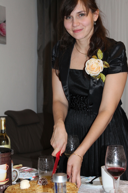 Роза - брошь