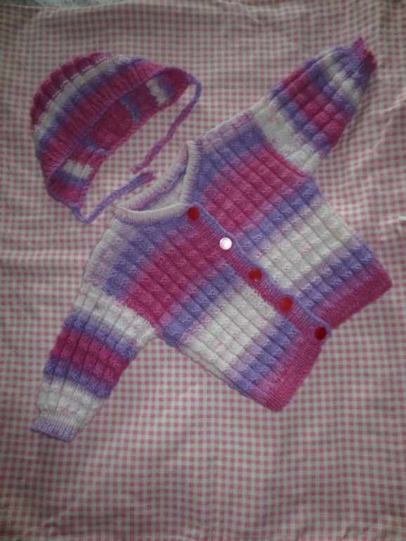 Бабушка готовится к рождению внучки)