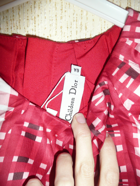 Платье Children Dior на 6А. Можно носить с поясом 2200 р.