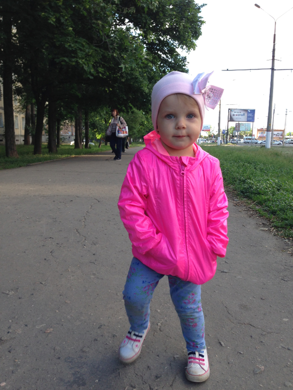 я мама девочки? ))