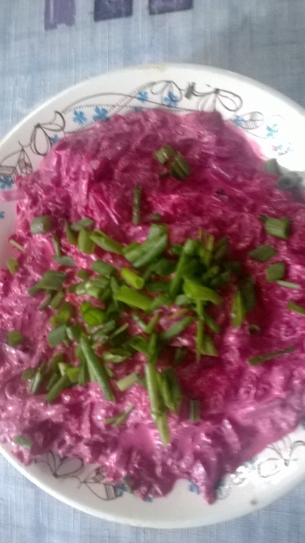 Свекольный салат.