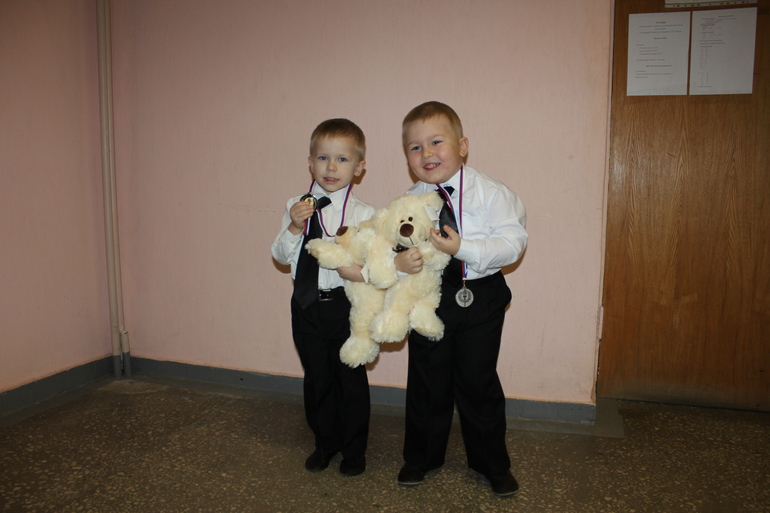 Первый конкурс по танцам!