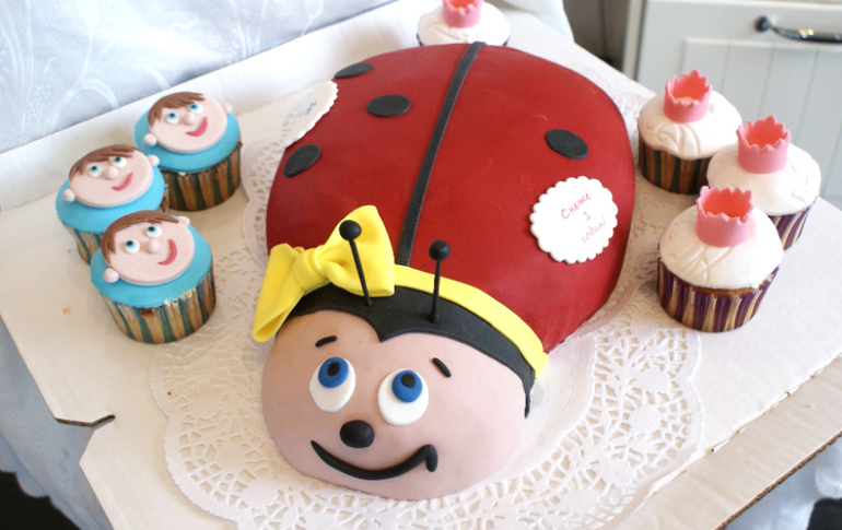 Тортик для братика и сестрички!