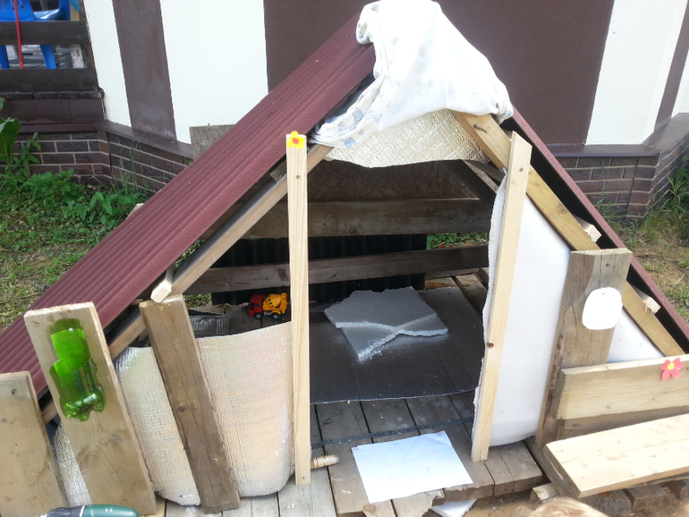 Свой мааааленький домик.