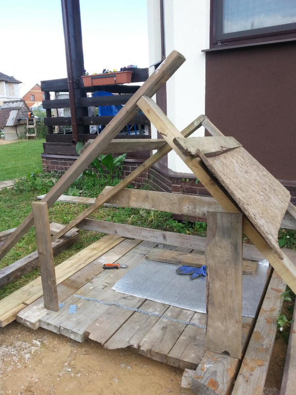 Свой мааааленький домик.