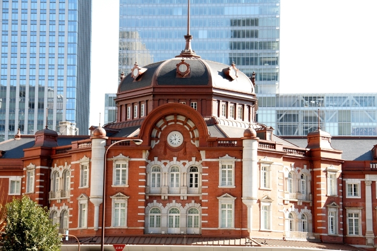 Tokyo station...