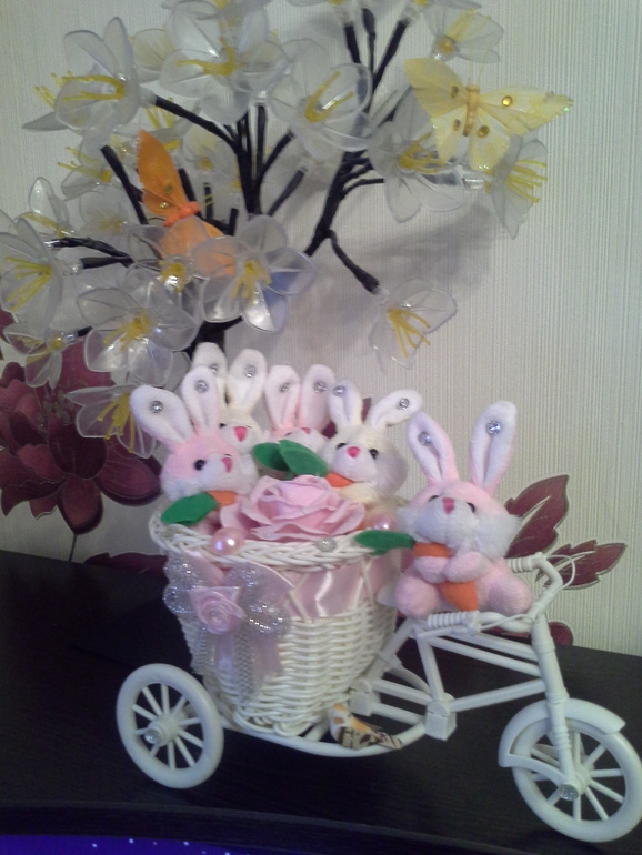 А вот,чем занимаюсь я))))Корзиночки