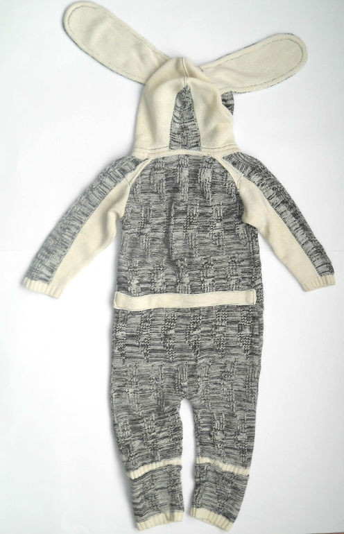 Заенька с мужской кофты)