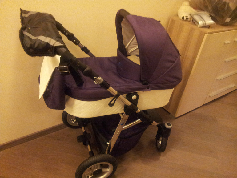 Noordline Edel Viva 2 в 1 плюс адаптер для Макси кози. 17000. почти новая (бу 3 месяца и редко)