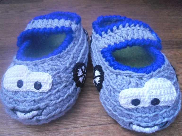 Моя вязанная обувь для деток