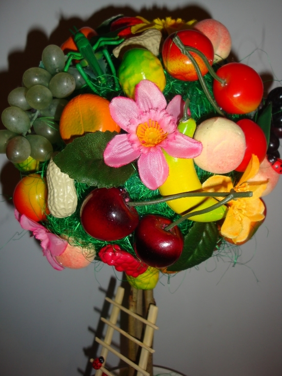 Ягодное настроение - топиарии (много фото)