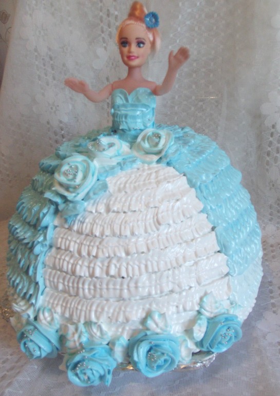 Кремовая барби