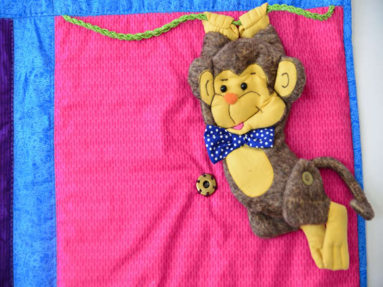 Развивающий коврик Веселая гусеница !!!