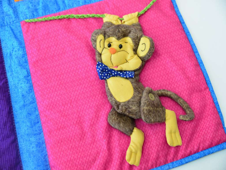 Развивающий коврик Веселая гусеница !!!