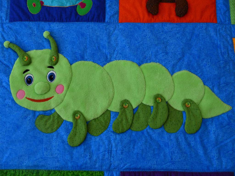 Развивающий коврик Веселая гусеница !!!