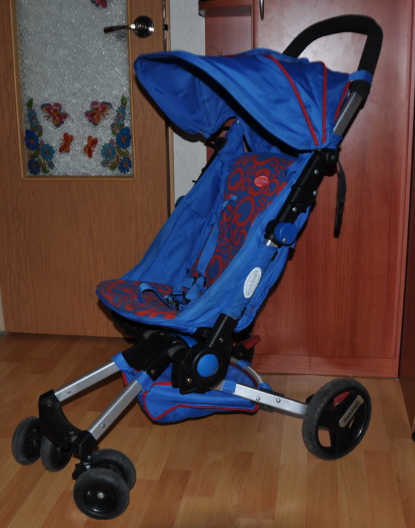 Продается коляска для путешествий quicksmart stroller