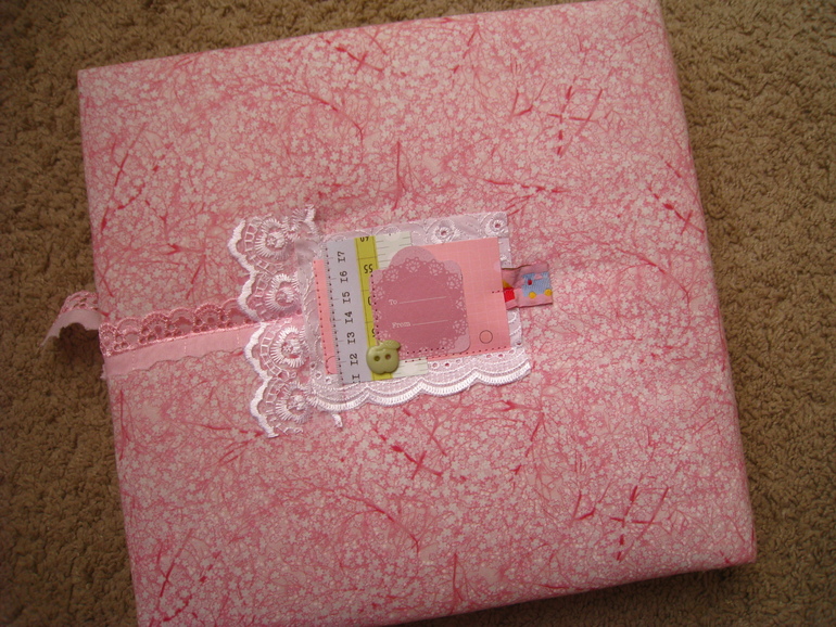 Альбом для Аленушки. Это был мой второй скрапальбом.