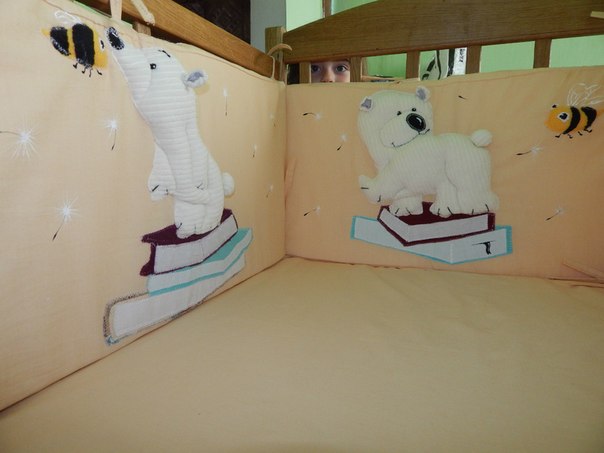 Белые медведи ))