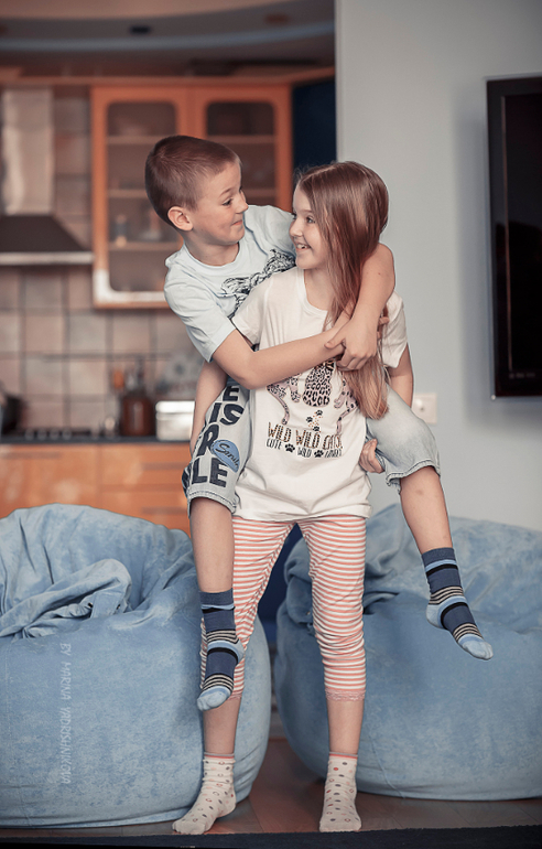 Таня, Саша, Денис и малышка Лерочка