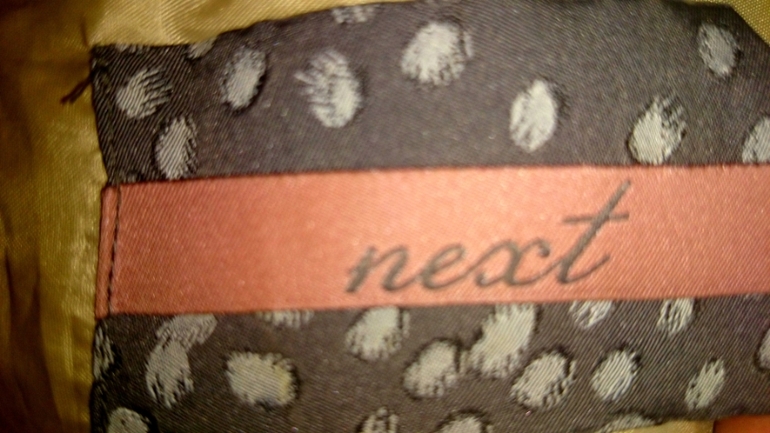 Верхняя одежда брендовая.