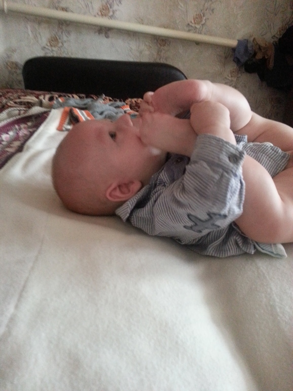 про сон и еду.