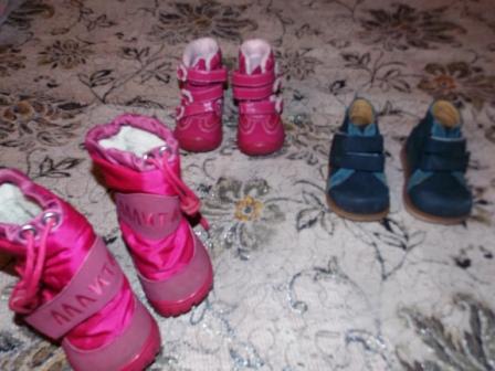 Продам обувь для девочки размер 18-20