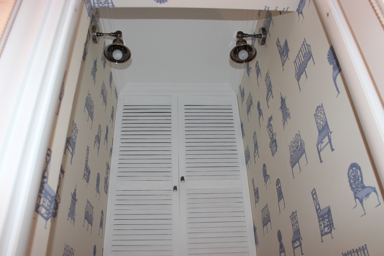 Ремонт в туалете.