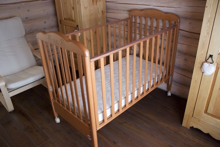 Продам кроватку Baby Expert Balocco+матрас Italbaby- 6000 руб.