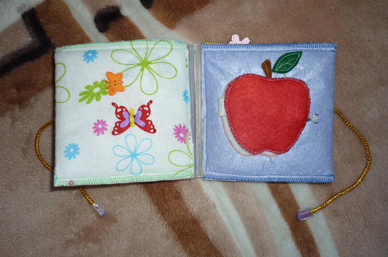 мягкая именная развивающая книжка