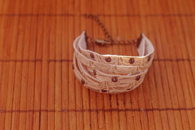 Браслеты из искусственной кожи с клепками!