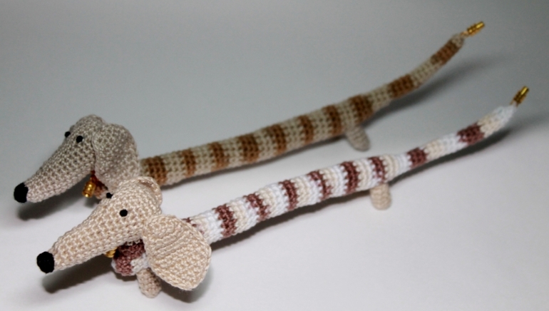 Слингобусы и браслетики.