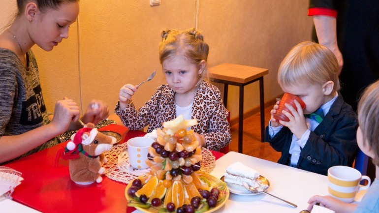 Дед мороз в саду)