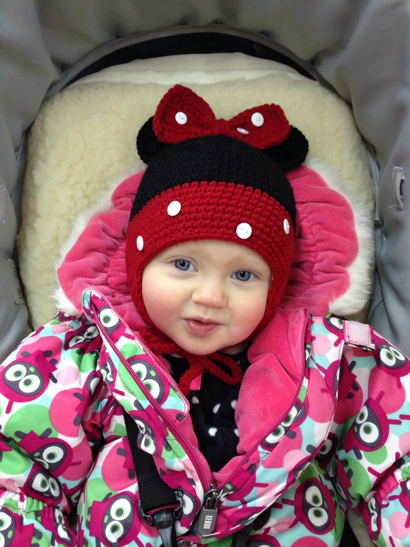 хвастики шапочек- совушки,Минни маус.