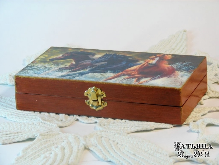 Храните ваши денежки...