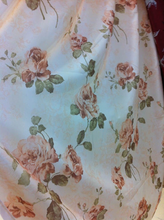 Нужен совет по шторам в детскую...