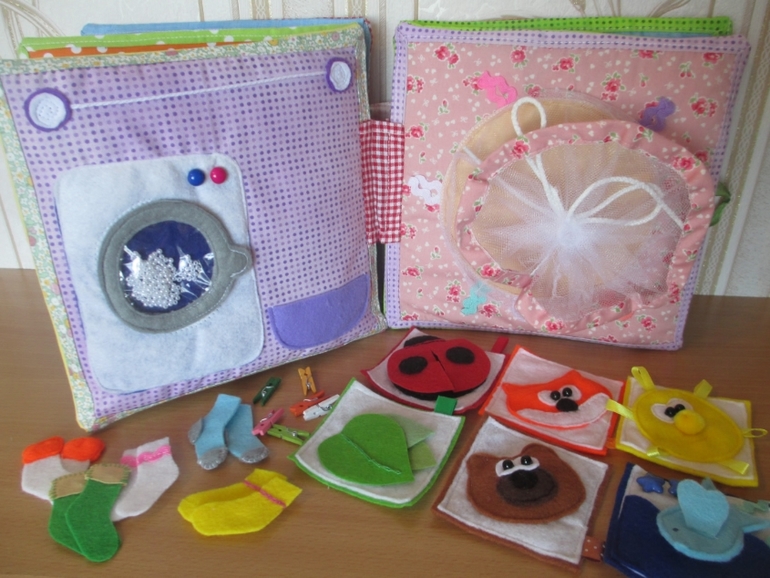 Книга на первый день рождения для Василисы