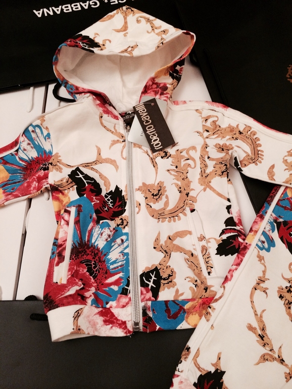 Спортивный костюм Roberto Cavalli новый 6м и 3 г