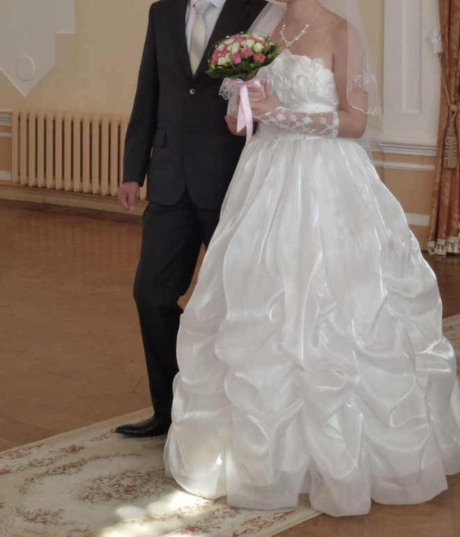 Отдам счастливое платье