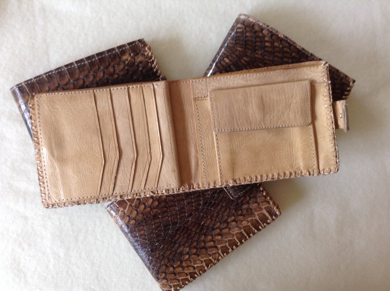 Портмоне из натуральной кожи питона