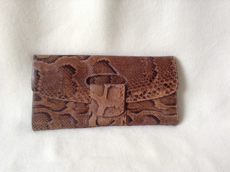 Клатч из натуральной кожи питона