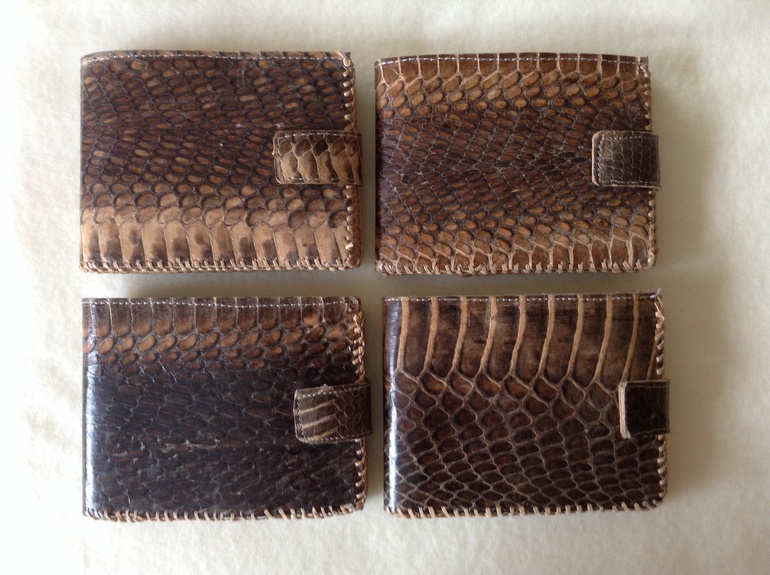 Портмоне из натуральной кожи питона