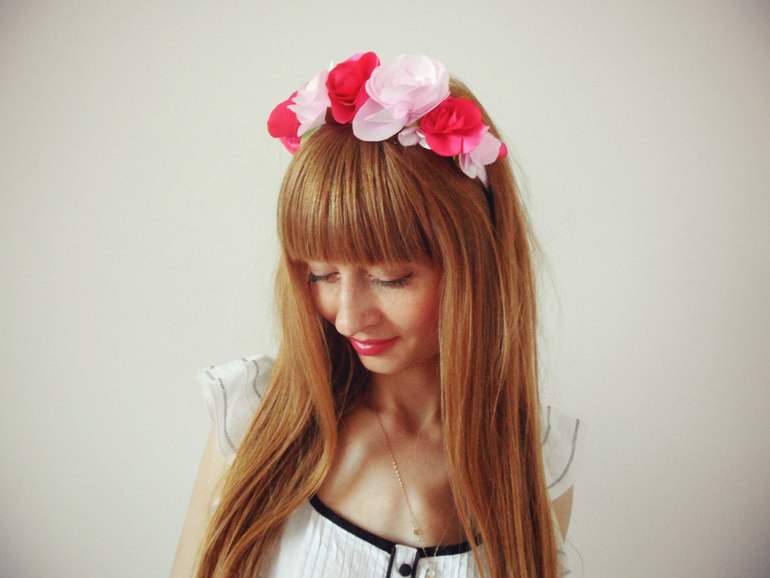 Ободки из цветов ручной работы