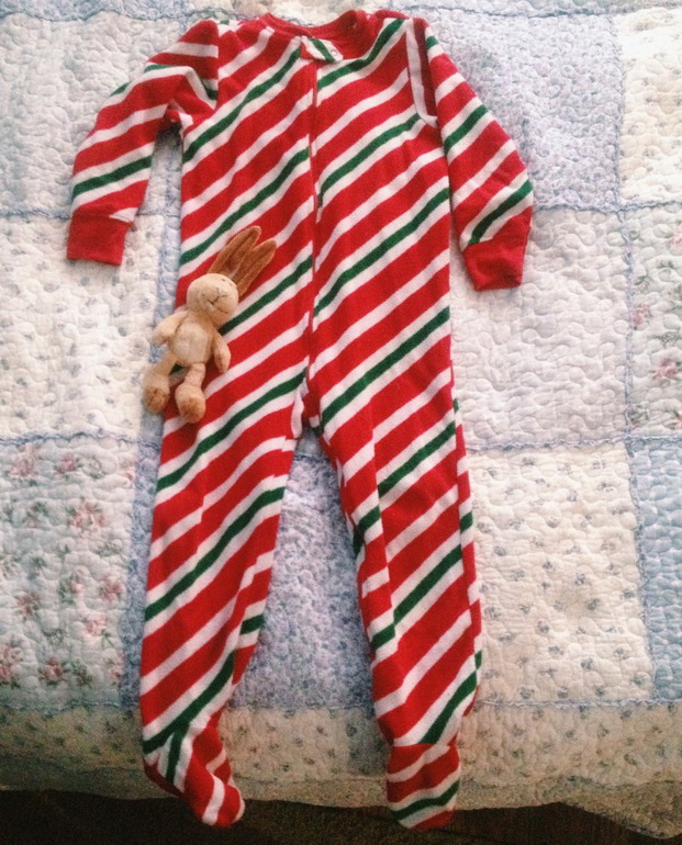 Много вещей на девчку от года до 2 лет.