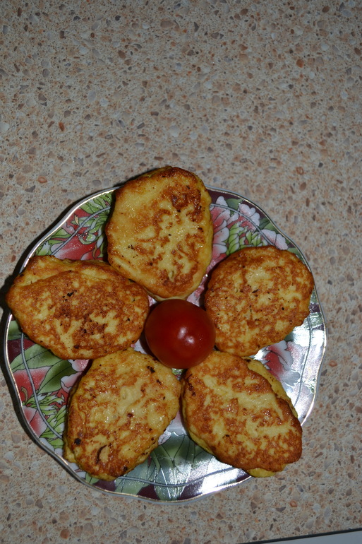 Котлетки из куриного фарша.