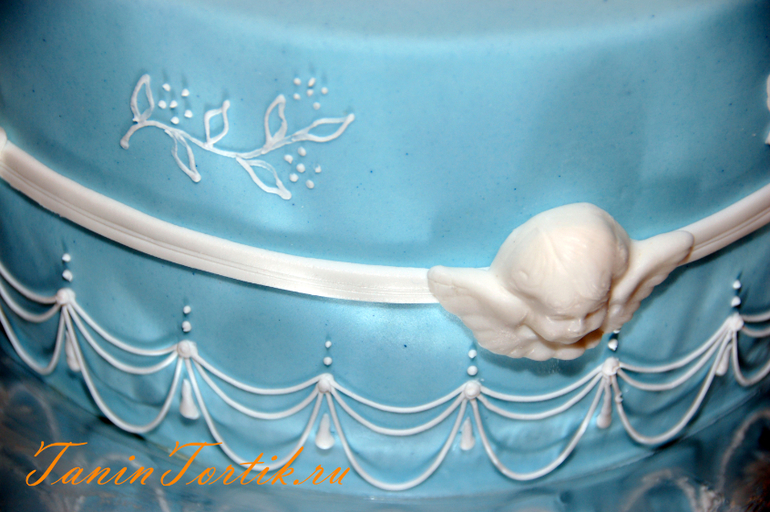 Торт на крестины.