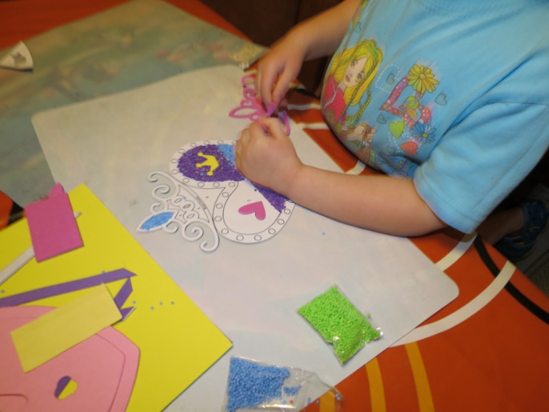 Ждем Новый год и получаем задания.